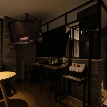 Hotel The May Gimhae Bagian luar foto